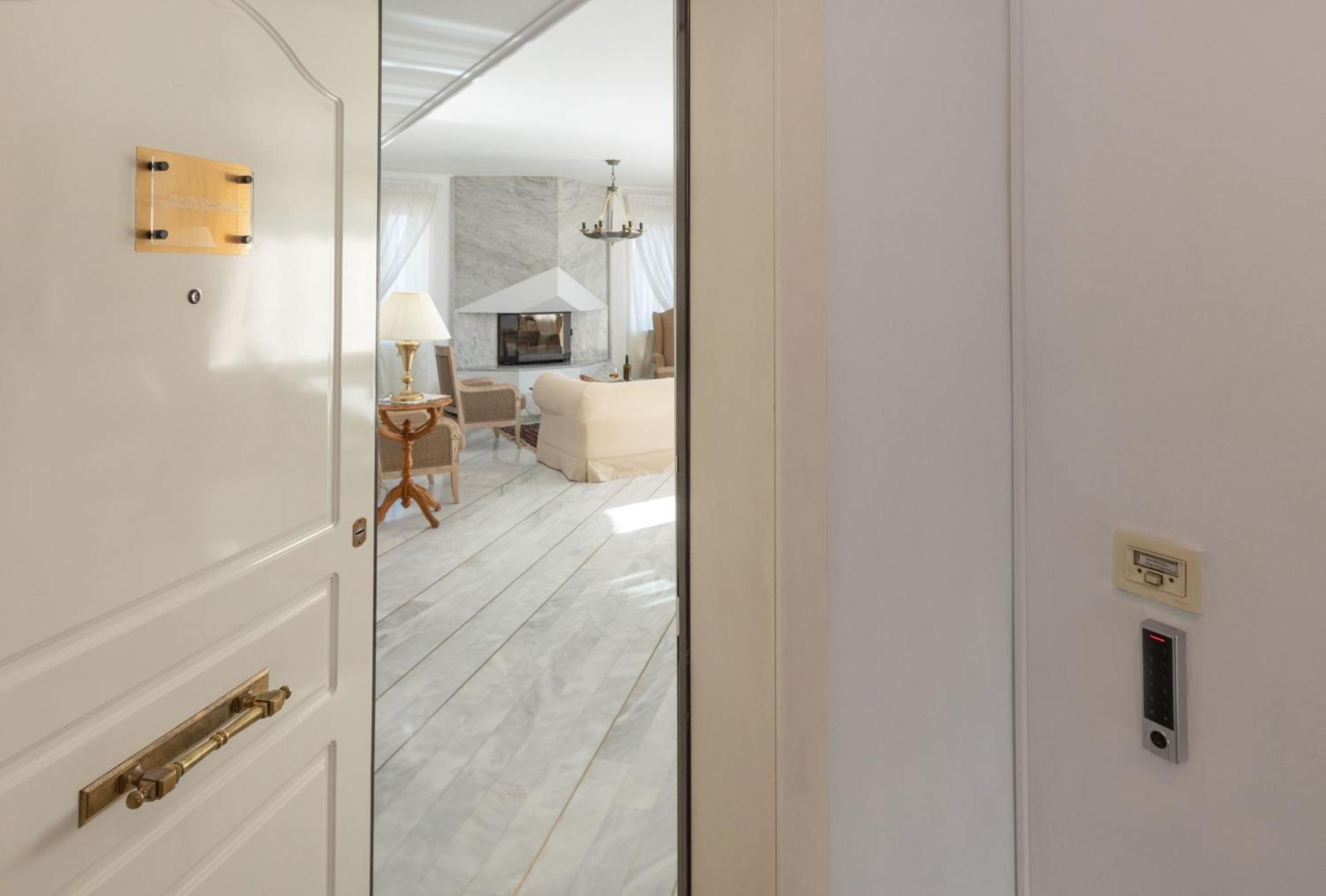 Nice Sea View Elegant Apartment Atena Exterior foto